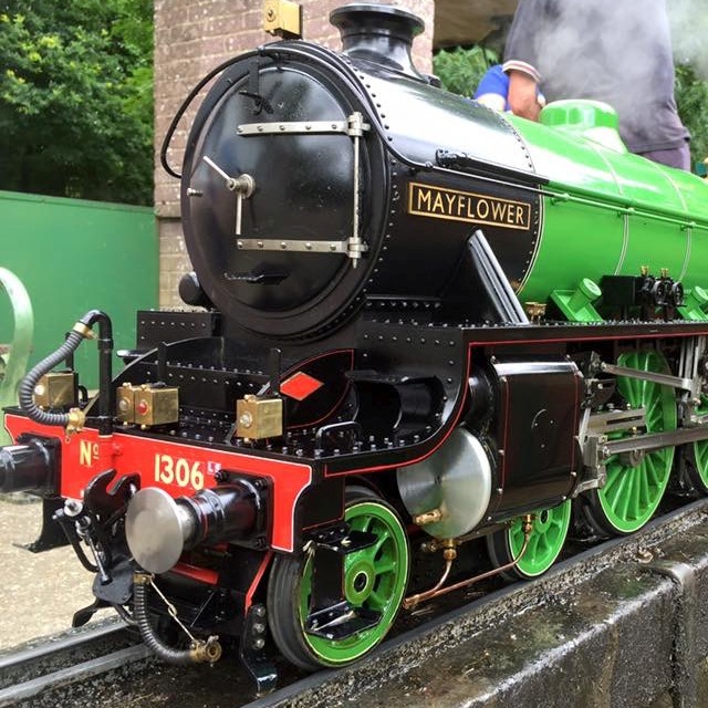 Picture of Mayflower locomotive model. Click here to view our gallery of pictures.